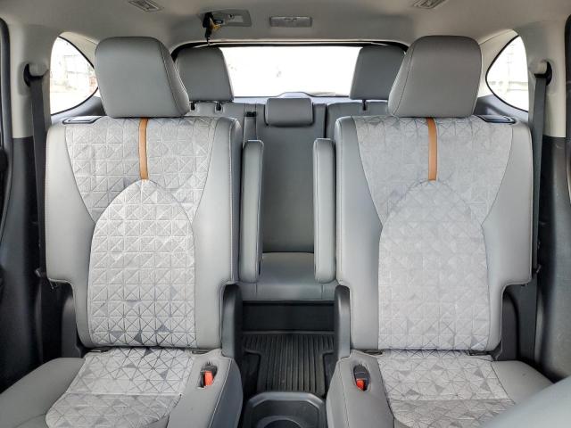 Photo 10 from auction – 2022 TOYOTA HIGHLANDER with VIN 5TDABRCH7NS549624