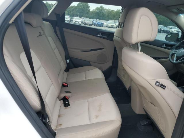Photo 11 from auction – 2017 HYUNDAI TUCSON LIM with VIN KM8J33A44HU365568