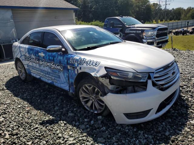 Photo 4 from auction – 2015 FORD TAURUS LIM with VIN 1FAHP2F88FG102787