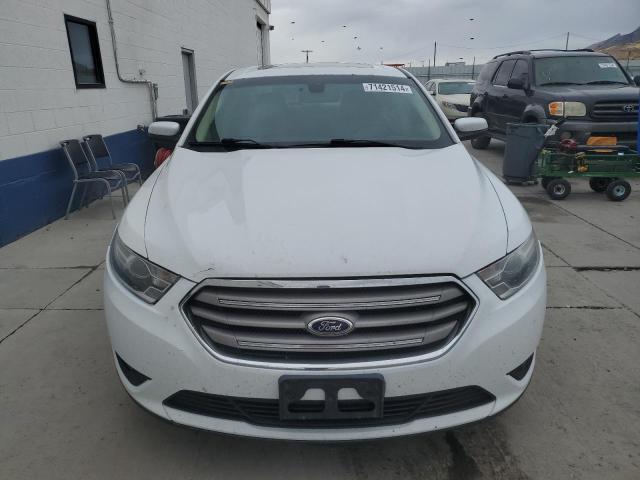 Photo 5 from auction – 2015 FORD TAURUS SEL with VIN 1FAHP2H84FG186796