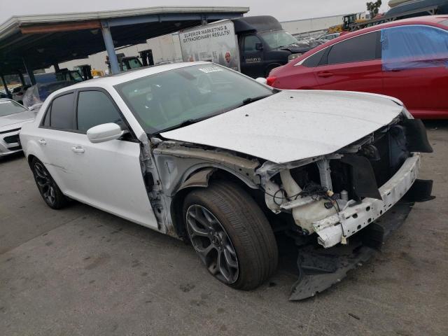 Photo 4 from auction – 2015 CHRYSLER 300 S with VIN 2C3CCABG2FH781116