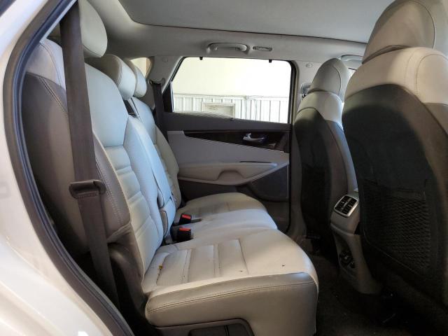 Photo 11 from auction – 2017 KIA SORENTO SX with VIN 5XYPKDA56HG274447