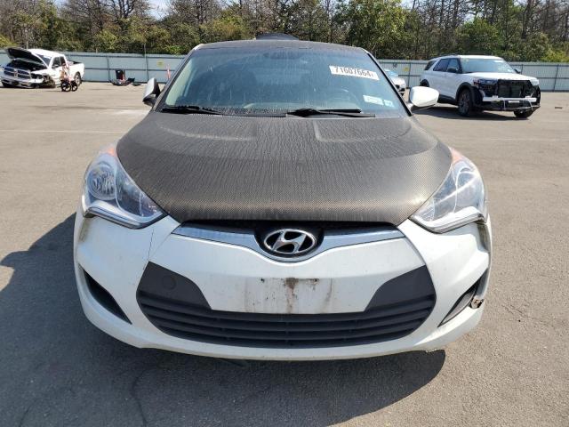 Photo 5 from auction – 2016 HYUNDAI VELOSTER with VIN KMHTC6AD6GU264749