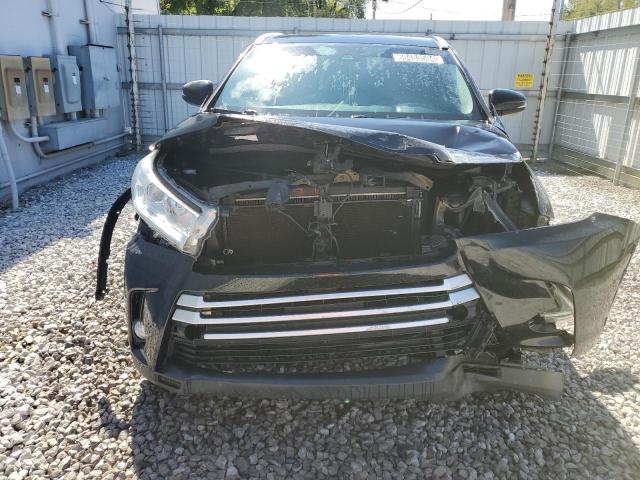 Photo 5 from auction – 2017 TOYOTA HIGHLANDER with VIN 5TDJZRFH9HS470337