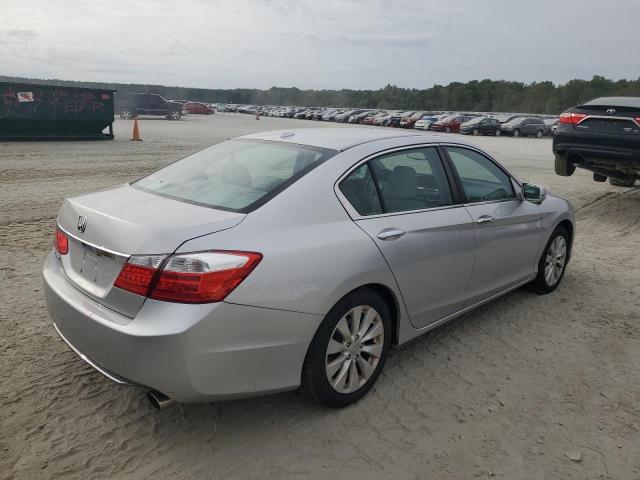 Photo 3 from auction – 2015 HONDA ACCORD EXL with VIN 1HGCR2F83FA041867