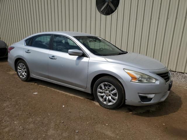 Photo 4 from auction – 2015 NISSAN ALTIMA 2.5 with VIN 1N4AL3AP3FC237118