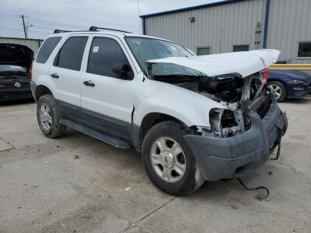 Photo 4 from auction – 2004 FORD ESCAPE XLT with VIN 1FMYU03144KA25159