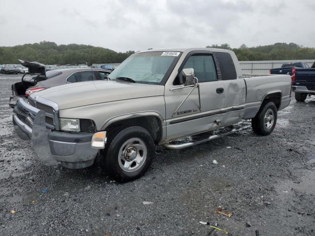 DODGE RAM 1500 2000 with VIN 1B7HC13Z4YJ109559 - Photo from auction