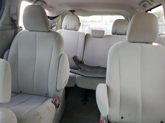 Photo 10 from auction – 2012 TOYOTA SIENNA LE with VIN 5TDJK3DC2CS037962