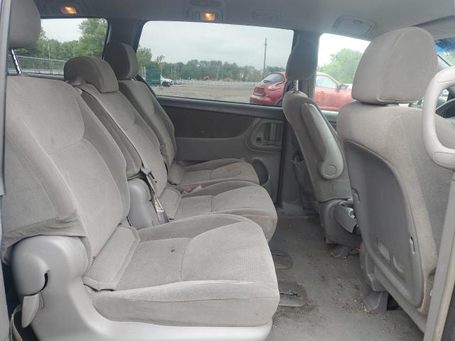 Photo 11 from auction – 2004 TOYOTA SIENNA CE with VIN 5TDZA23C44S060324