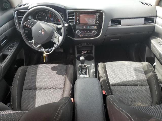 Photo 8 from auction – 2016 MITSUBISHI OUTLANDER with VIN JA4AD3A31GZ060355