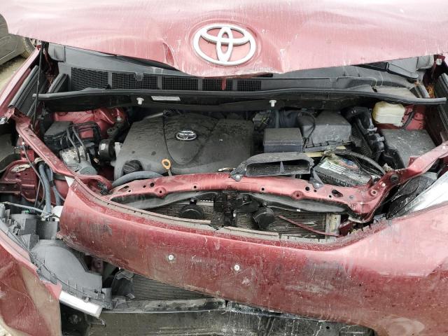 Photo 12 from auction – 2017 TOYOTA SIENNA LE with VIN 5TDKZ3DC2HS851410