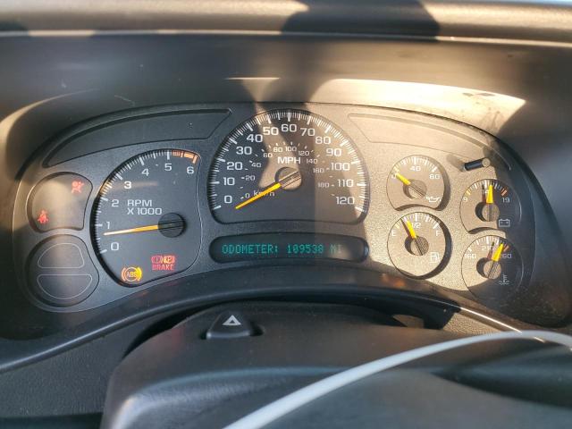 Photo 9 from auction – 2005 CHEVROLET SILVERADO with VIN 1GCEC14X25Z210760