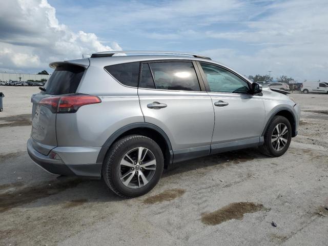 Photo 3 from auction – 2016 TOYOTA RAV4 XLE with VIN 2T3WFREV2GW306883