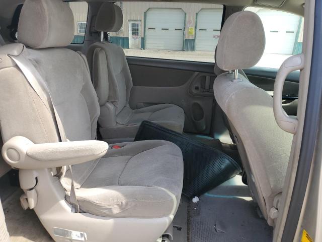 Photo 10 from auction – 2004 TOYOTA SIENNA CE with VIN 5TDZA23C74S096542