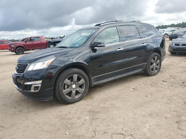 Photo 1 from auction – 2017 CHEVROLET TRAVERSE L with VIN 1GNKRHKD2HJ229306