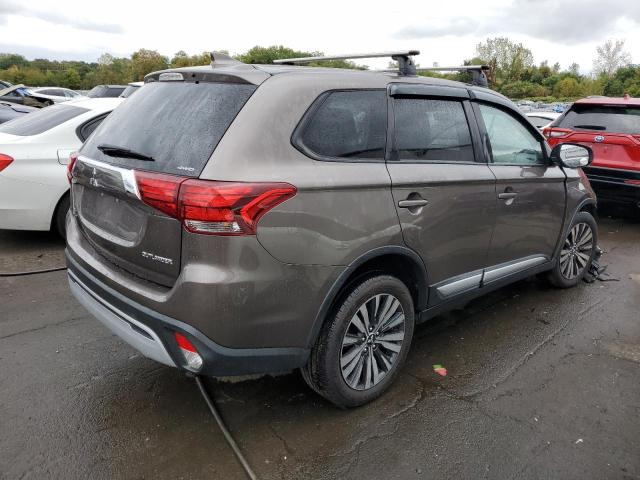 Photo 3 from auction – 2019 MITSUBISHI OUTLANDER with VIN JA4AZ3A30KZ031374