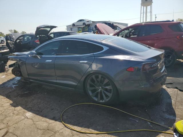 Photo 2 from auction – 2019 TESLA MODEL S with VIN 5YJSA1E23KF305812