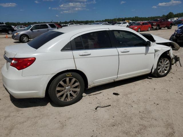 Photo 3 from auction – 2013 CHRYSLER 200 TOURIN with VIN 1C3CCBBB4DN505308
