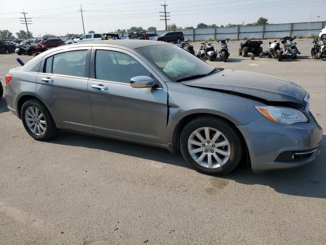 Photo 4 from auction – 2013 CHRYSLER 200 LIMITE with VIN 1C3CCBCG3DN527522