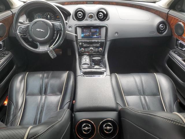 Photo 8 from auction – 2017 JAGUAR XJ with VIN SAJWJ1CD0H8W05341