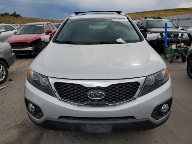 Photo 5 from auction – 2013 KIA SORENTO LX with VIN 5XYKTDA68DG413522