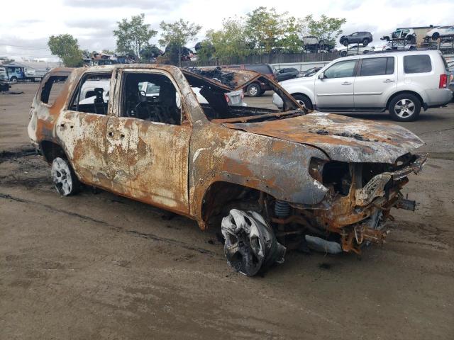 Photo 4 from auction – 2022 TOYOTA 4RUNNER SR with VIN JTEMU5JR7N6005552
