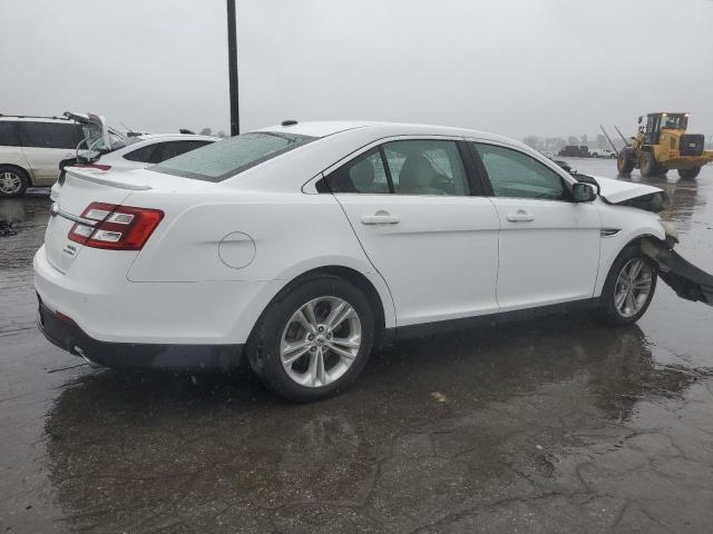 Photo 3 from auction – 2014 FORD TAURUS SEL with VIN 1FAHP2E81EG120984