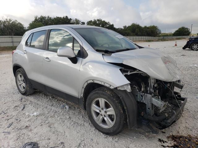 Photo 4 from auction – 2020 CHEVROLET TRAX LS with VIN 3GNCJKSB6LL212985