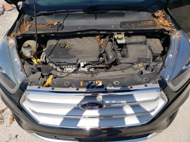 Photo 12 from auction – 2017 FORD ESCAPE SE with VIN 1FMCU9GD9HUC17920