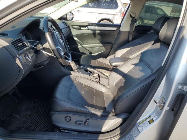 Photo 7 from auction – 2015 VOLKSWAGEN PASSAT S with VIN 1VWAT7A30FC121838