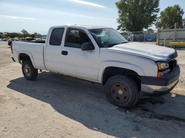 Photo 4 from auction – 2006 CHEVROLET SILVERADO with VIN 1GCHK29UX6E129048