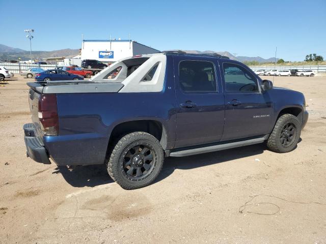 Photo 3 from auction – 2011 CHEVROLET AVALANCHE with VIN 3GNTKFE35BG115888