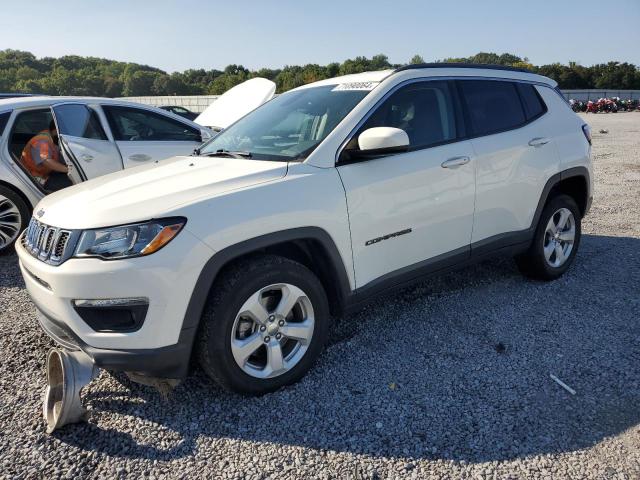 JEEP COMPASS LA 2018 with VIN 3C4NJCBB8JT194851 - Photo from auction