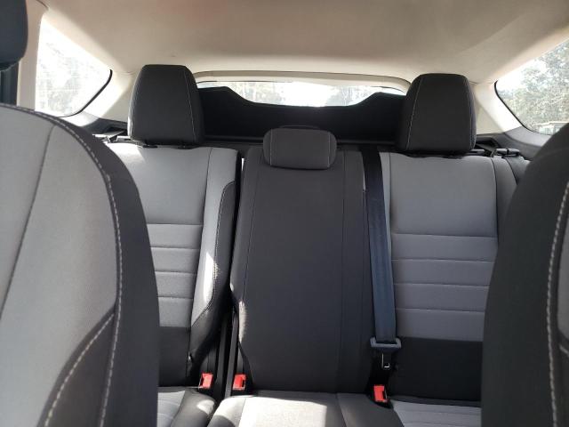 Photo 10 from auction – 2017 FORD ESCAPE S with VIN 1FMCU0F73HUB90012