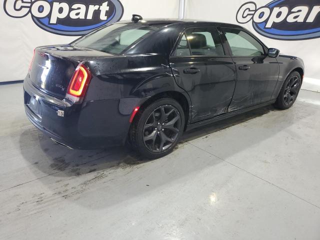 Photo 3 from auction – 2021 CHRYSLER 300 S with VIN 2C3CCABG1MH636985