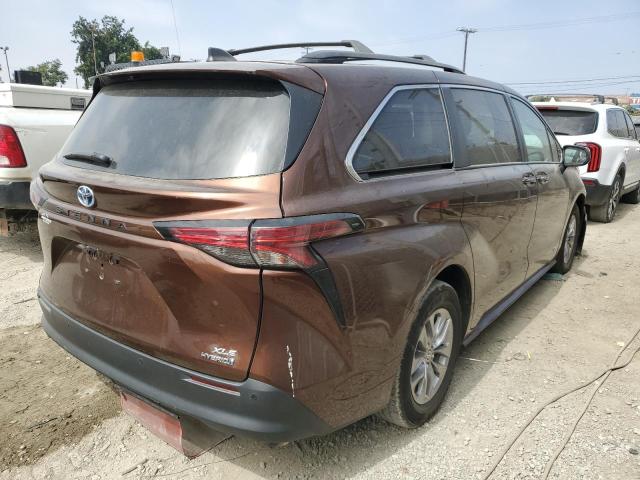 Photo 3 from auction – 2021 TOYOTA SIENNA XLE with VIN 5TDYRKEC8MS024394