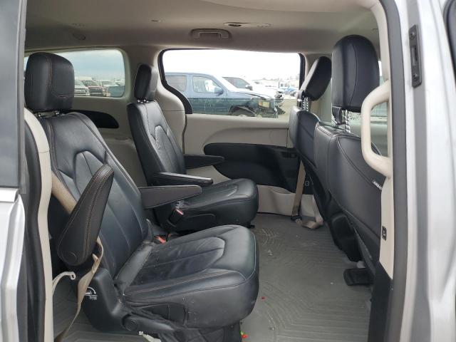 Photo 11 from auction – 2017 CHRYSLER PACIFICA T with VIN 2C4RC1BG7HR526318