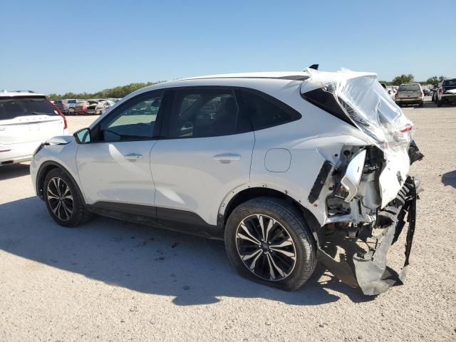 Photo 2 from auction – 2022 FORD ESCAPE SE with VIN 1FMCU0G64NUB30399