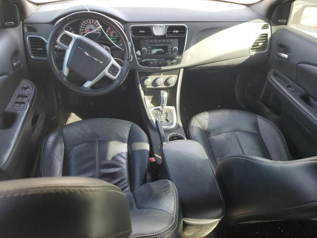 Foto 8 de la subasta – 2013 CHRYSLER 200 LIMITE con VIN 1C3CCBCGXDN739009
