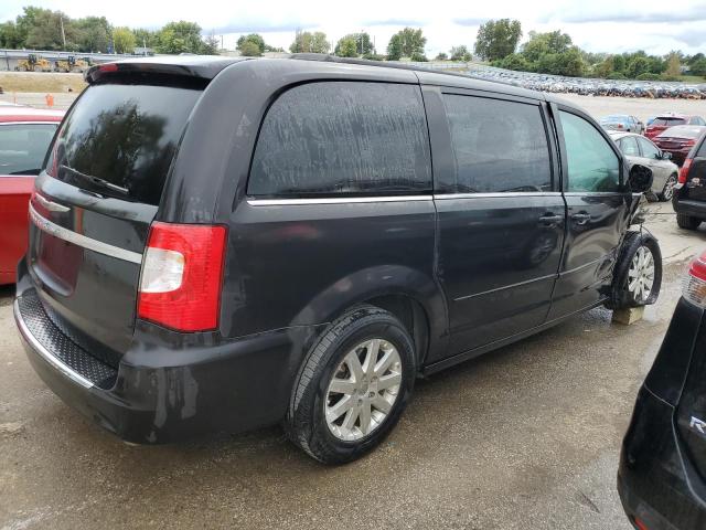 Photo 3 from auction – 2015 CHRYSLER TOWN & COU with VIN 2C4RC1AG0FR675295