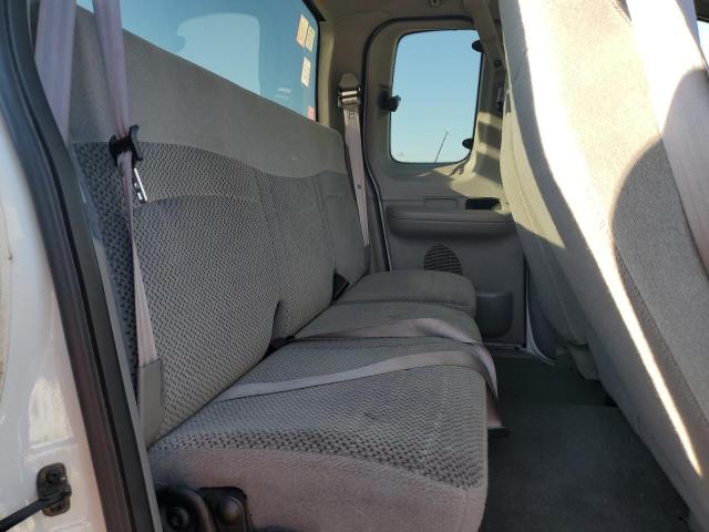 Photo 10 from auction – 2000 FORD F150 with VIN 1FTRX18L5YKB19329