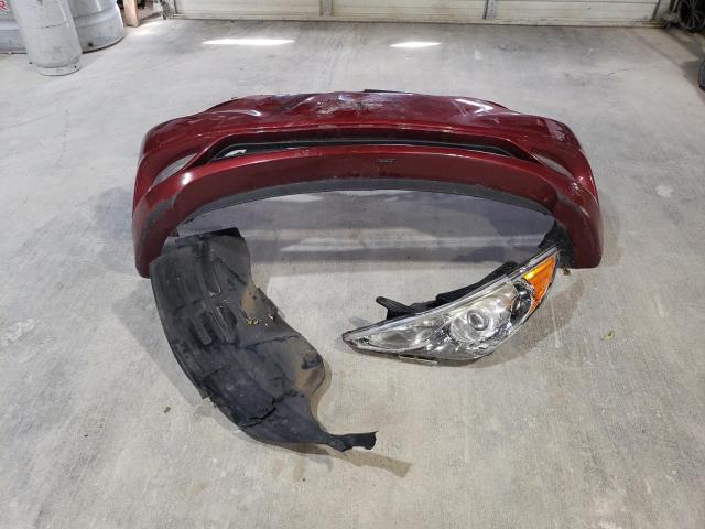 Photo 12 from auction – 2011 HYUNDAI SONATA SE with VIN 5NPEC4AC8BH305555
