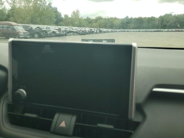 Photo 9 from auction – 2024 TOYOTA RAV4 LE with VIN JTMLWRFV9RD243752