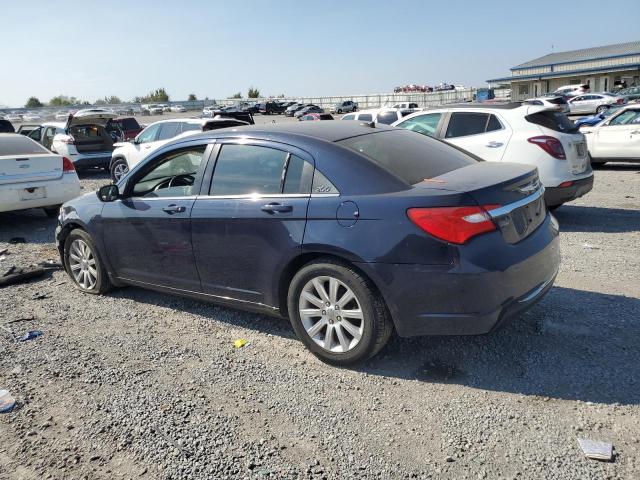 Photo 2 from auction – 2013 CHRYSLER 200 TOURIN with VIN 1C3CCBBG6DN532795