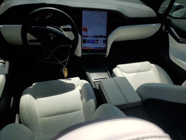 Photo 8 from auction – 2020 TESLA MODEL X with VIN 5YJXCBE27LF303813