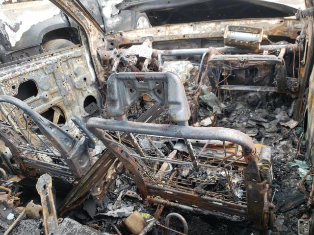Photo 8 from auction – 2005 TOYOTA HIGHLANDER with VIN JTEEP21A450129902