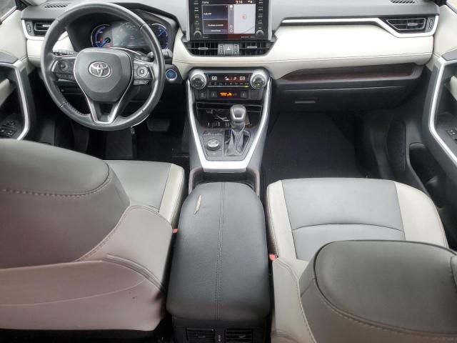 Photo 8 from auction – 2019 TOYOTA RAV4 with VIN 2T3DWRFV5KW037843