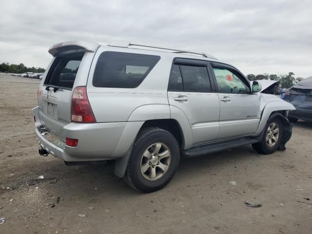 Photo 3 from auction – 2004 TOYOTA 4RUNNER SR with VIN JTEBU14R840049301