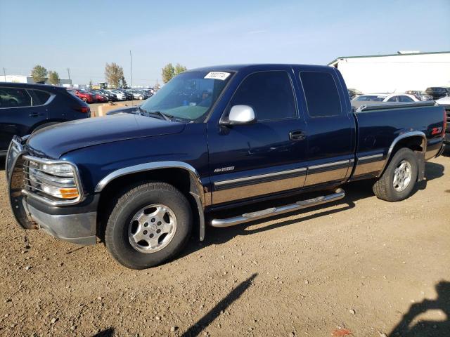 CHEVROLET SILVERADO 2000 with VIN 1GCEK19T5YZ236864 - Photo from auction